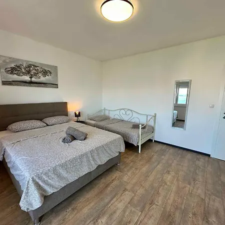 Apartment In 41525 Dramalj