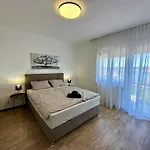 In 41525 Apartment