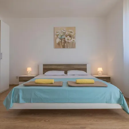 Apartman In 41525