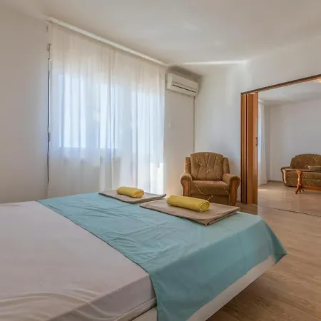 Apartman In 41525 Dramalj