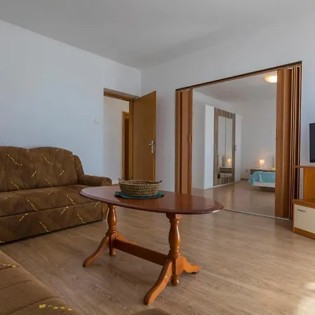 Apartman In 41525