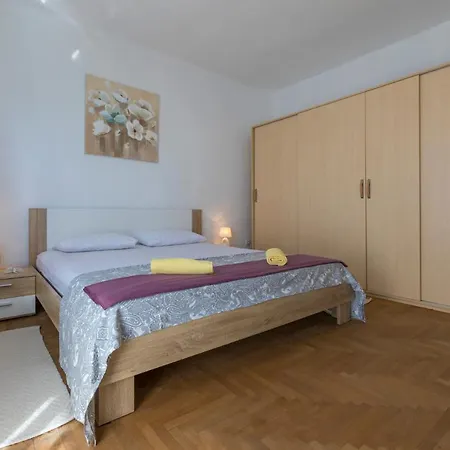 Apartman In 41525